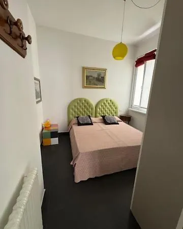 Apartment Navigli Retro