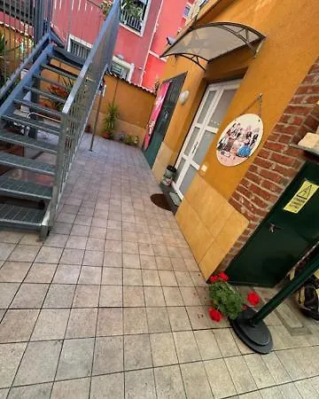 Navigli Retro Apartment *